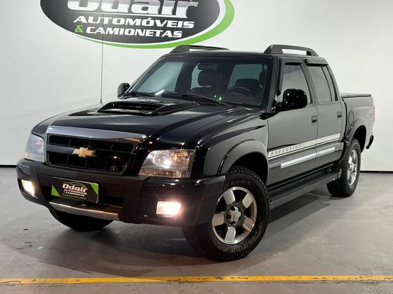 CHEVROLET S10 2.4 MPFI EXECUTIVE 4X2 CD 8V FLEX 4P MANUAL CHEVROLET S10 2.4 MPFI EXECUTIVE 4X2 CD 8V FLEX 4P MANUAL